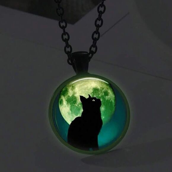 Black Cat Pendant 🐈‍⬛ - Picture 4 of 8